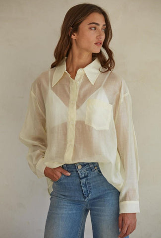 IVORY SHERRY BUTTON DOWN TOP