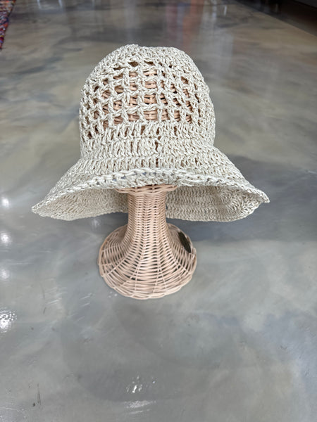 CROCHET BUCKET HAT